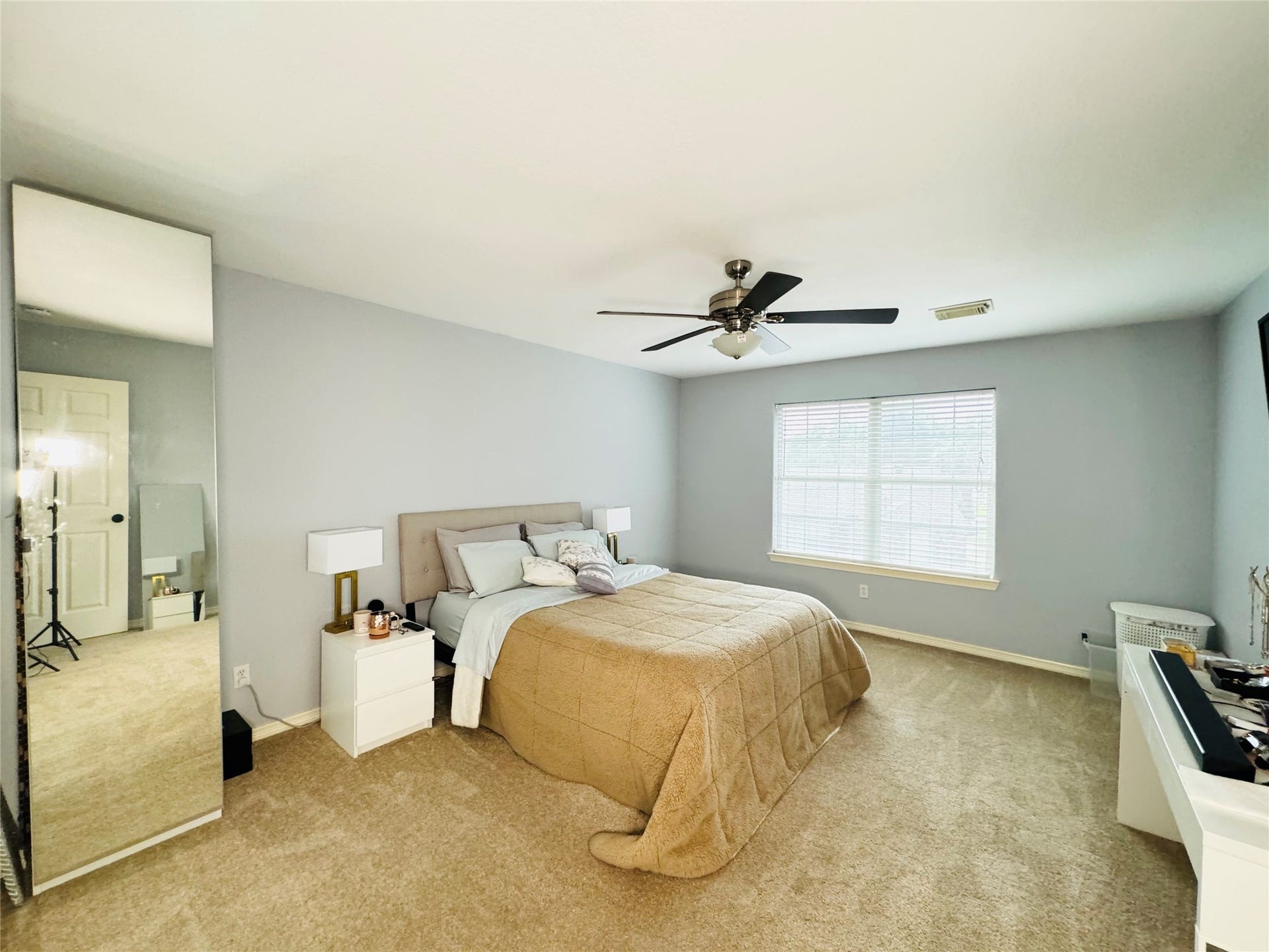 11927 W Vita Circle, Houston, TX 77070 11927 W Vita Circle, Houston, TX 77070