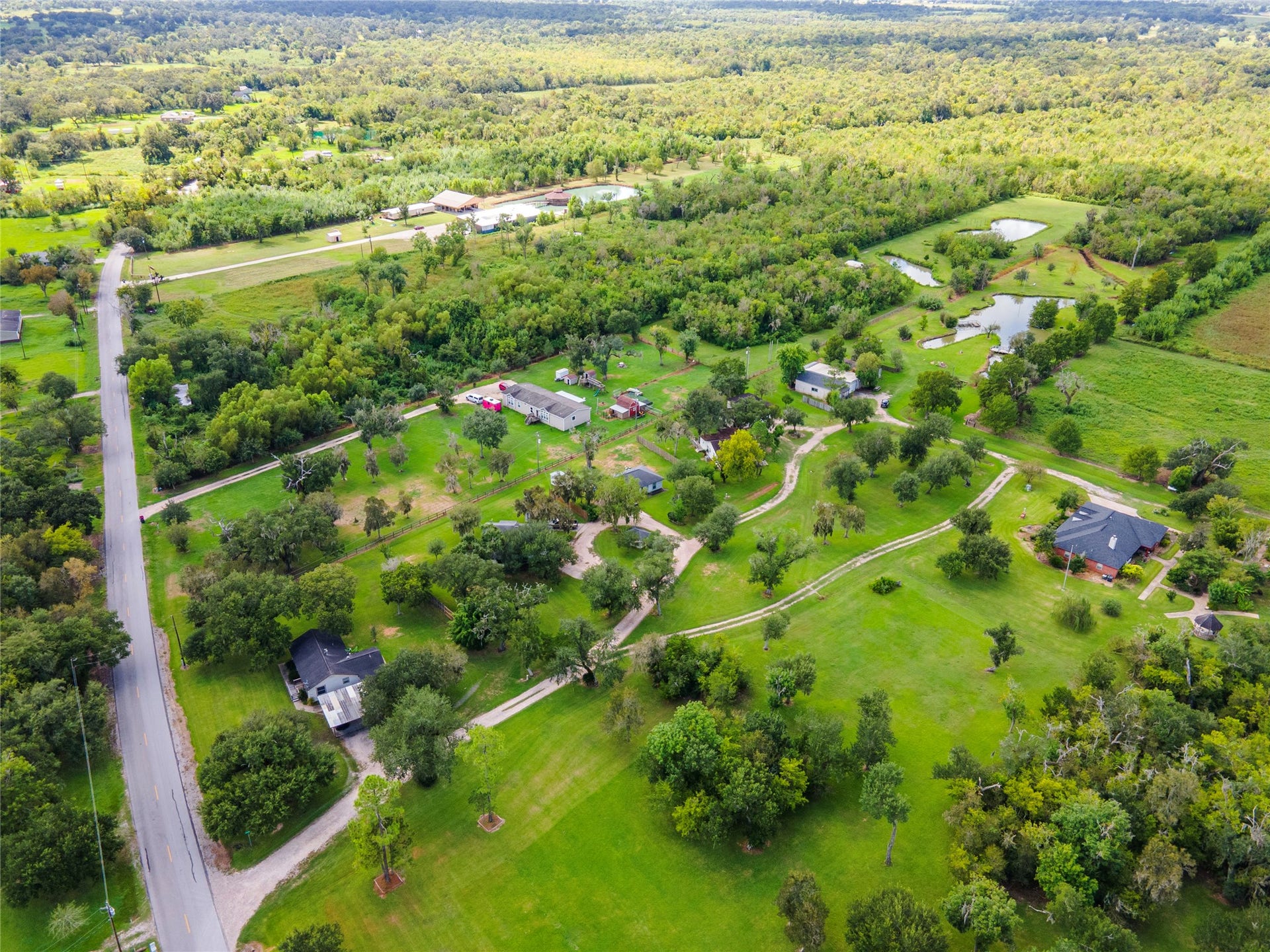 5669 Ratjen Road, Brazoria, TX 77422