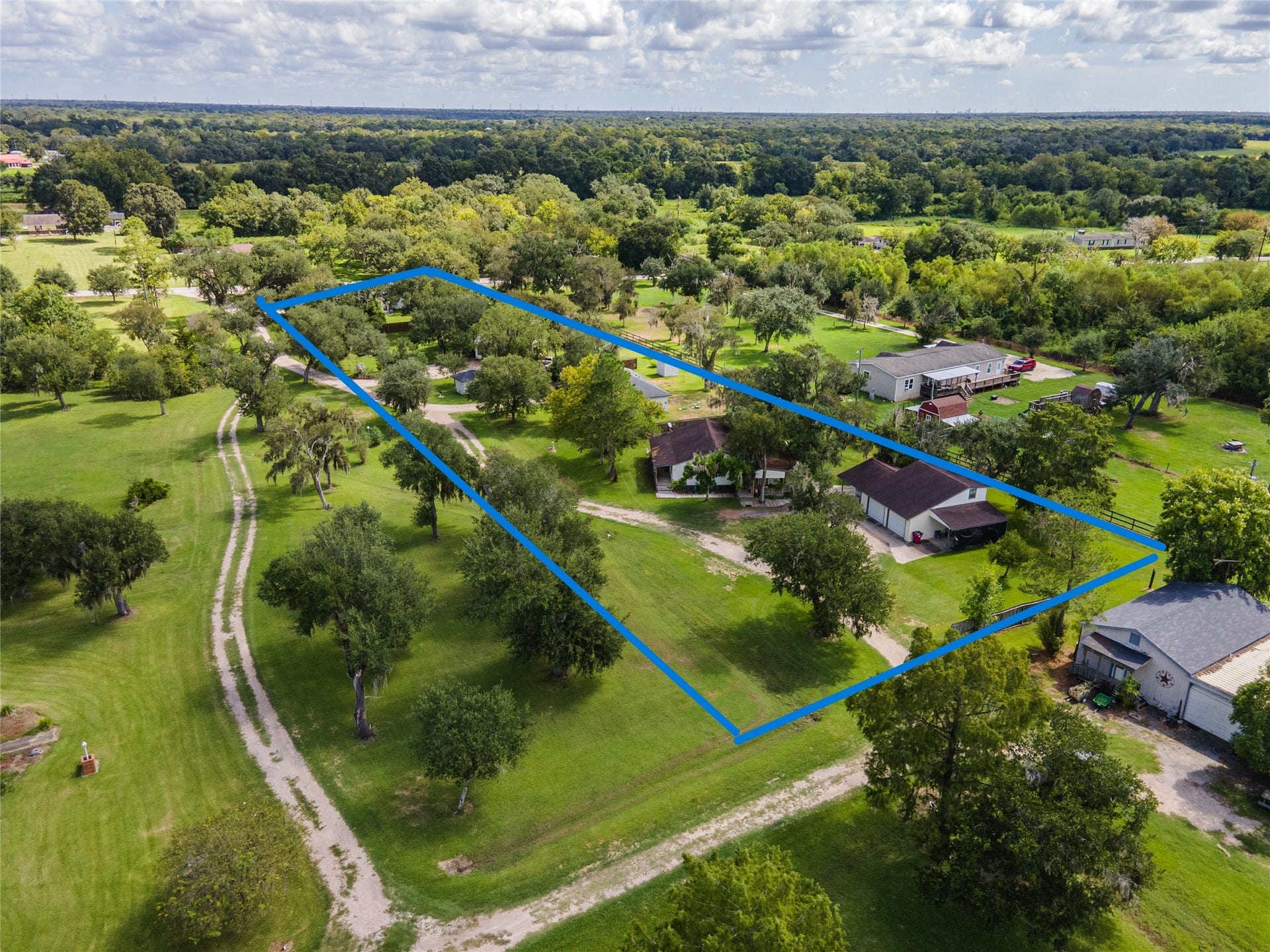 5669 Ratjen Road, Brazoria, TX 77422
