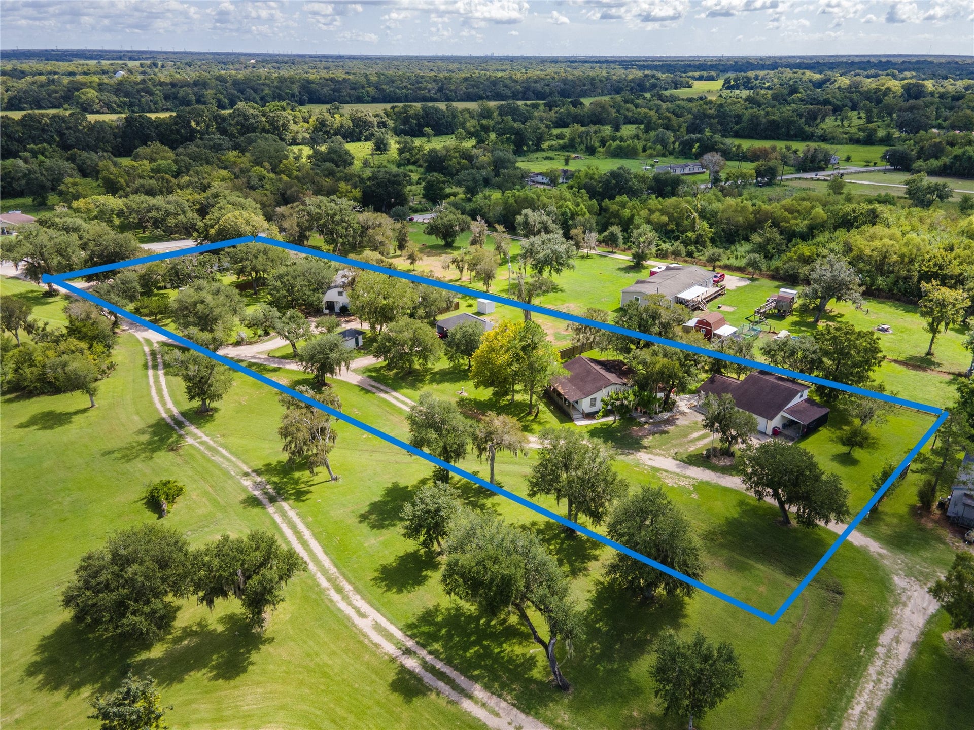 5669 Ratjen Road, Brazoria, TX 77422