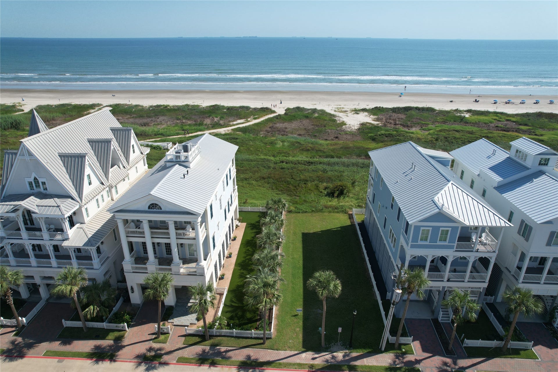 1553 Seaside Drive, Galveston, TX 77550 1553 Seaside Drive - Beachfront homesite in Beachtown Galveston
