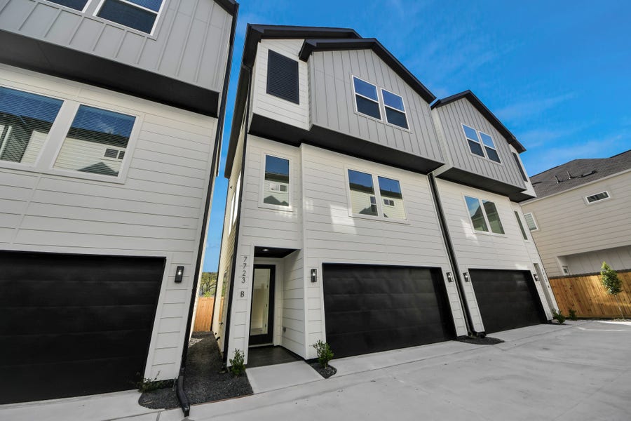 Property photo for 7723 Hammerly Boulevard, #B, Houston, TX