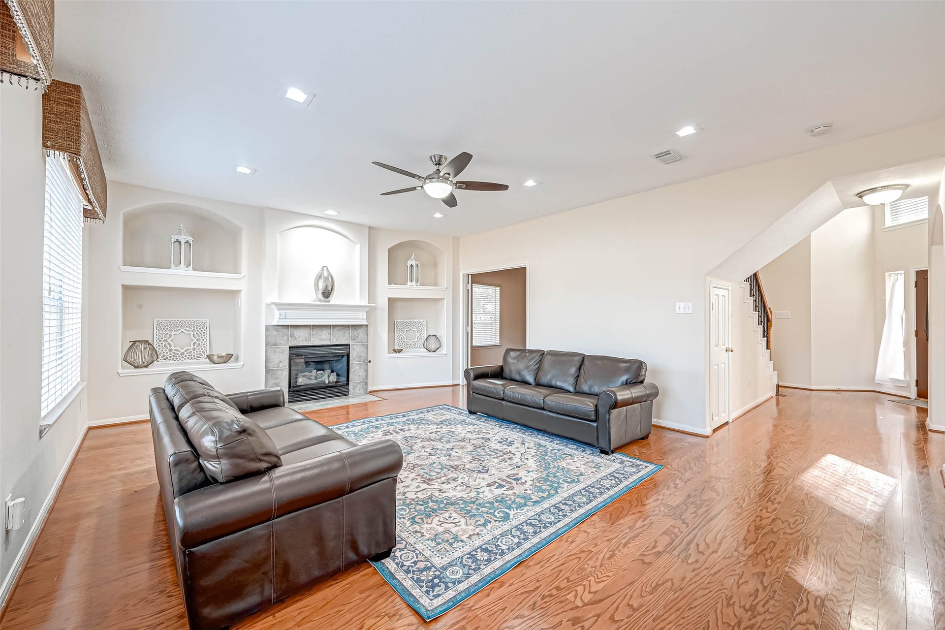 10626 Hillsdale Bridge Lane, Sugar Land, TX 77498 10626 Hillsdale Bridge Lane, Sugar Land, TX 77498
