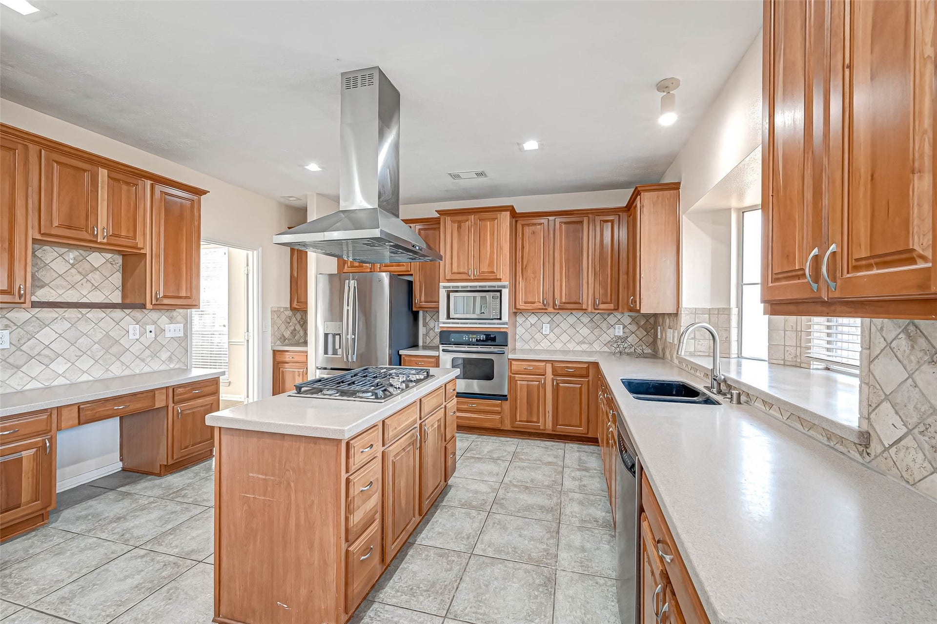 10626 Hillsdale Bridge Lane, Sugar Land, TX 77498 10626 Hillsdale Bridge Lane, Sugar Land, TX 77498