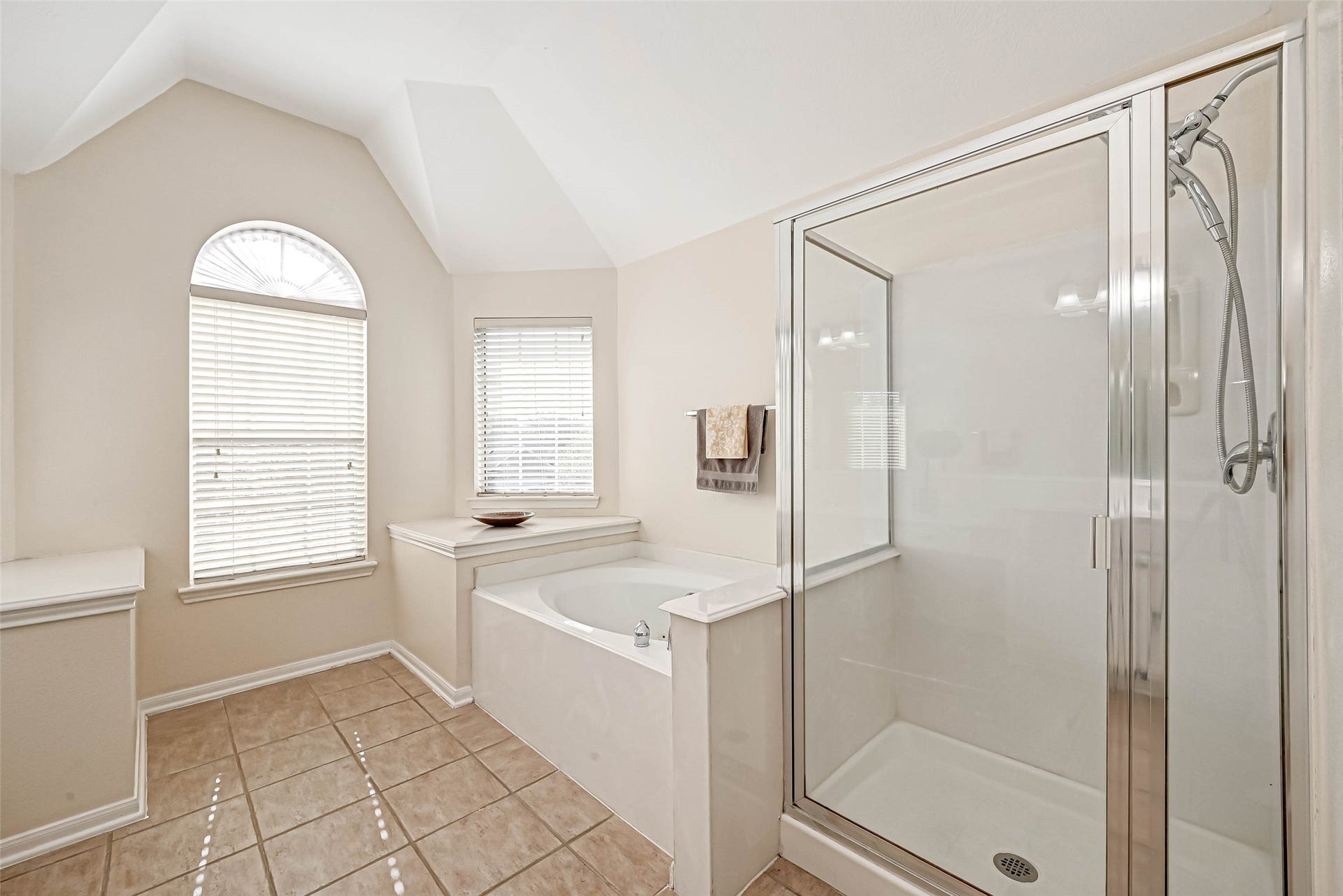 10626 Hillsdale Bridge Lane, Sugar Land, TX 77498 10626 Hillsdale Bridge Lane, Sugar Land, TX 77498