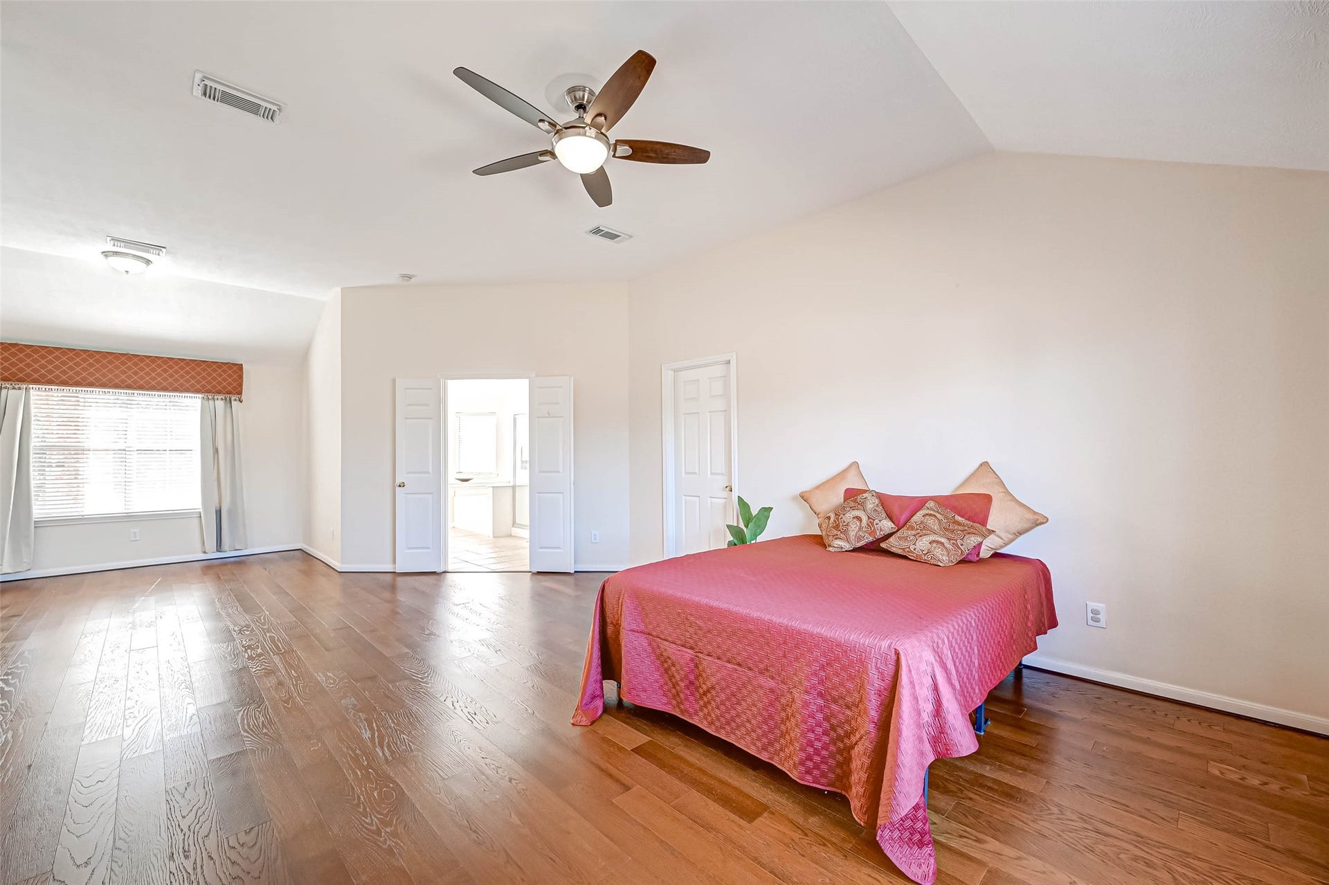 10626 Hillsdale Bridge Lane, Sugar Land, TX 77498 10626 Hillsdale Bridge Lane, Sugar Land, TX 77498