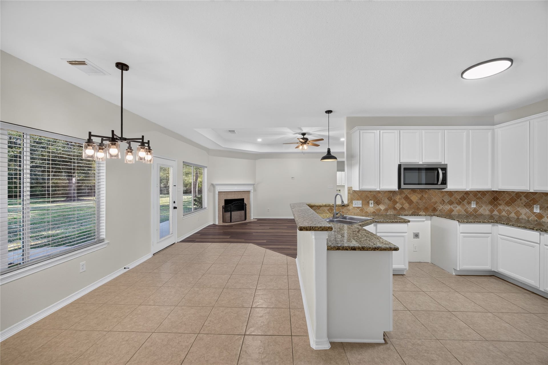 19002 Jennifer Lane, Cleveland, TX 77328 19002 Jennifer Lane, Cleveland, TX 77328