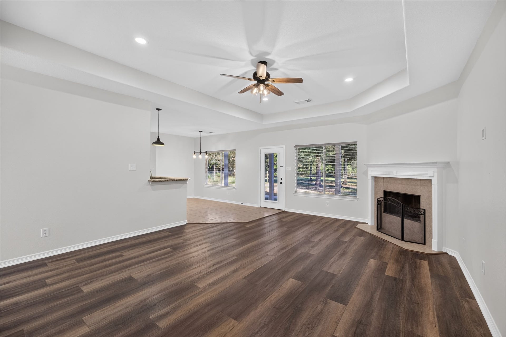 19002 Jennifer Lane, Cleveland, TX 77328 19002 Jennifer Lane, Cleveland, TX 77328