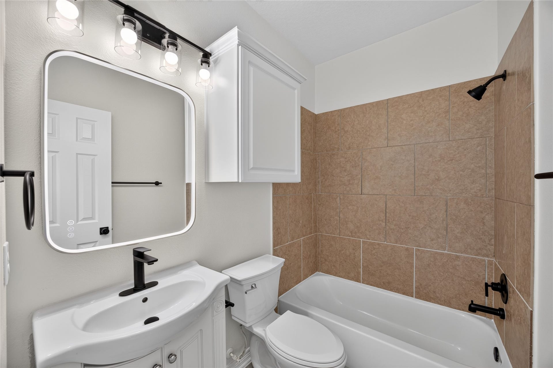 19002 Jennifer Lane, Cleveland, TX 77328 19002 Jennifer Lane, Cleveland, TX 77328