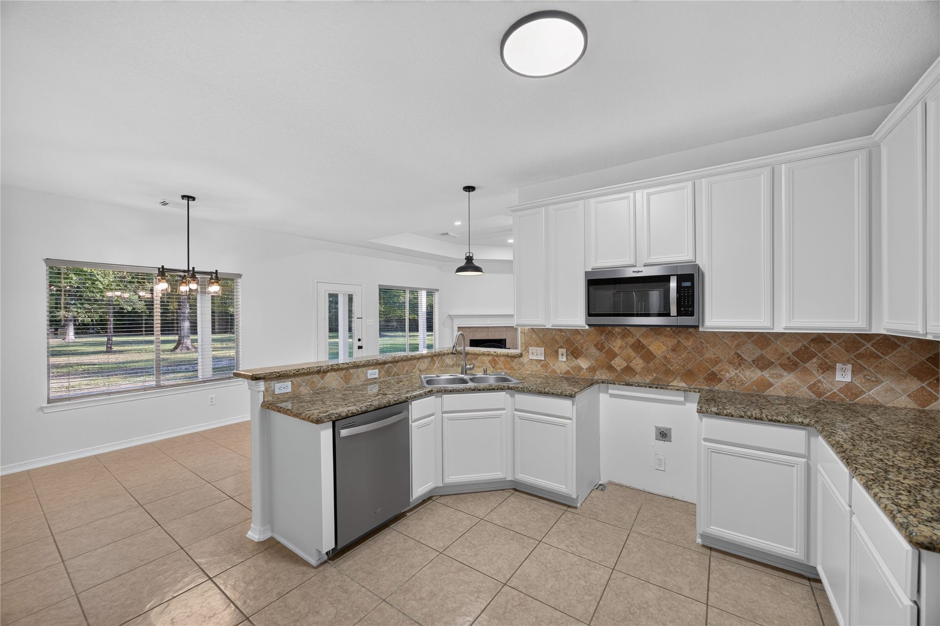 19002 Jennifer Lane, Cleveland, TX 77328 19002 Jennifer Lane, Cleveland, TX 77328