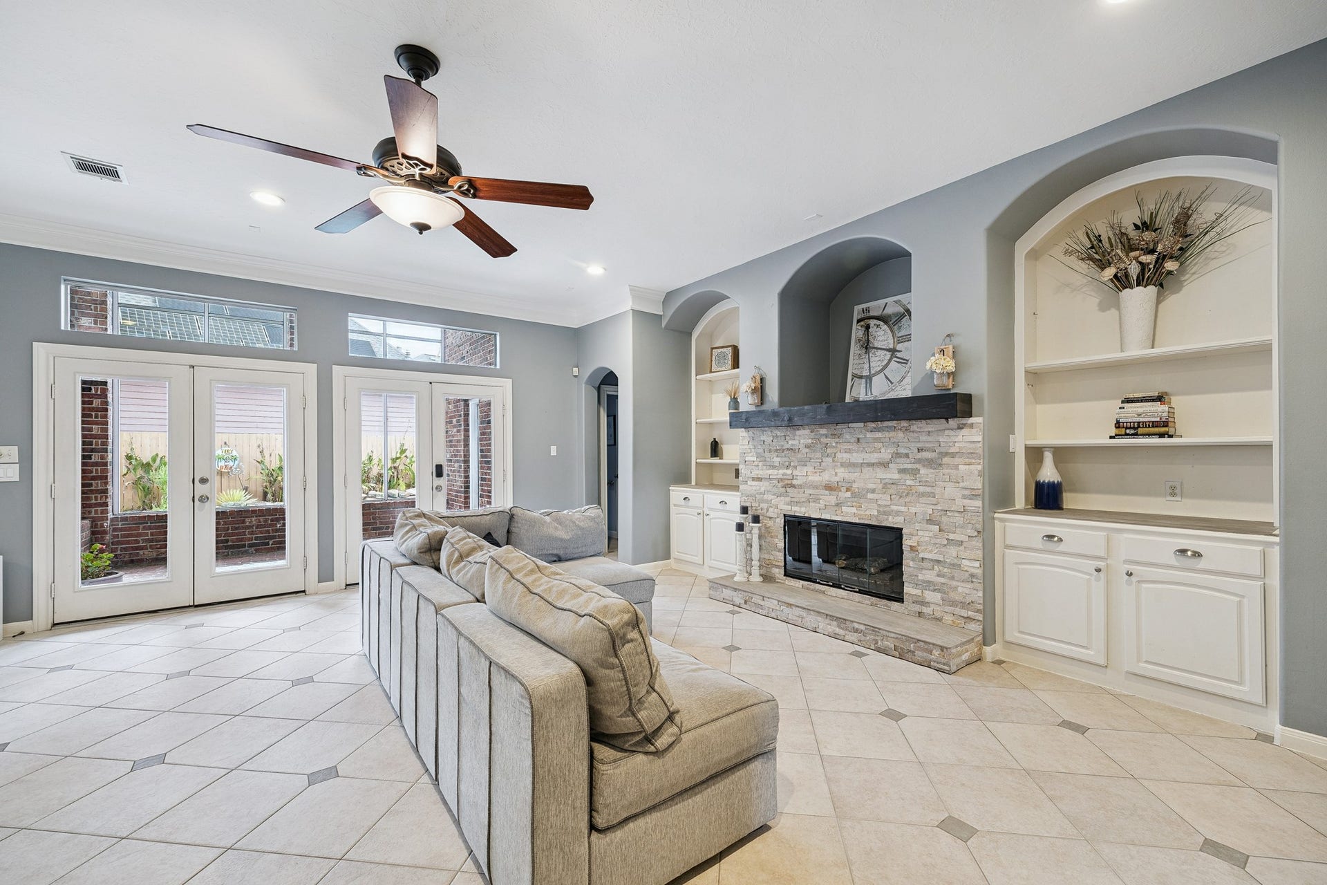 11510 Pecan Canyon Court, Tomball, TX 77377 11510 Pecan Canyon Court, Tomball, TX 77377