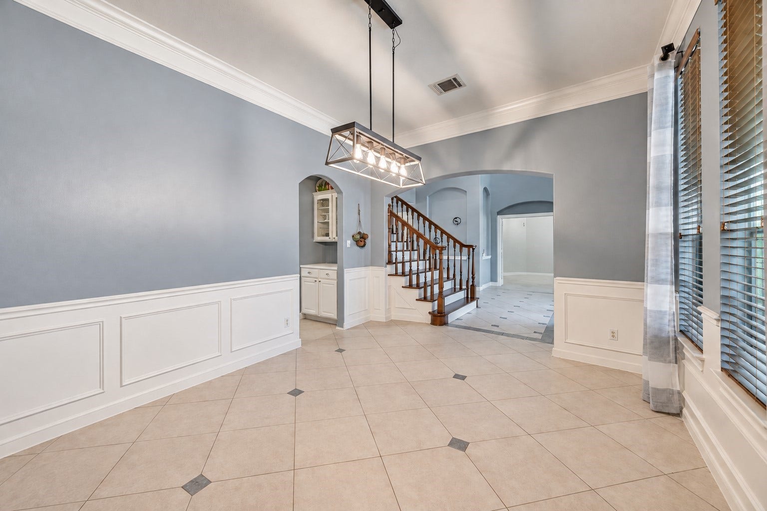 11510 Pecan Canyon Court, Tomball, TX 77377 Formal dining room with elegant millwork