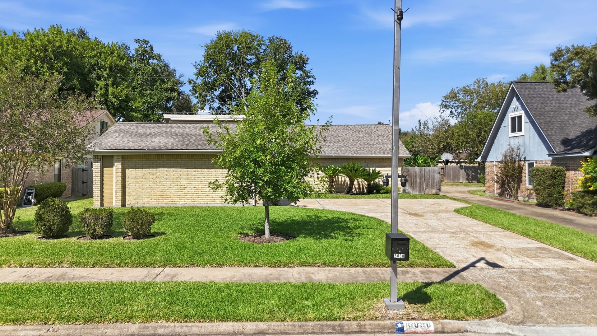 6030 Elkwood Forest Drive, Houston, TX 77088