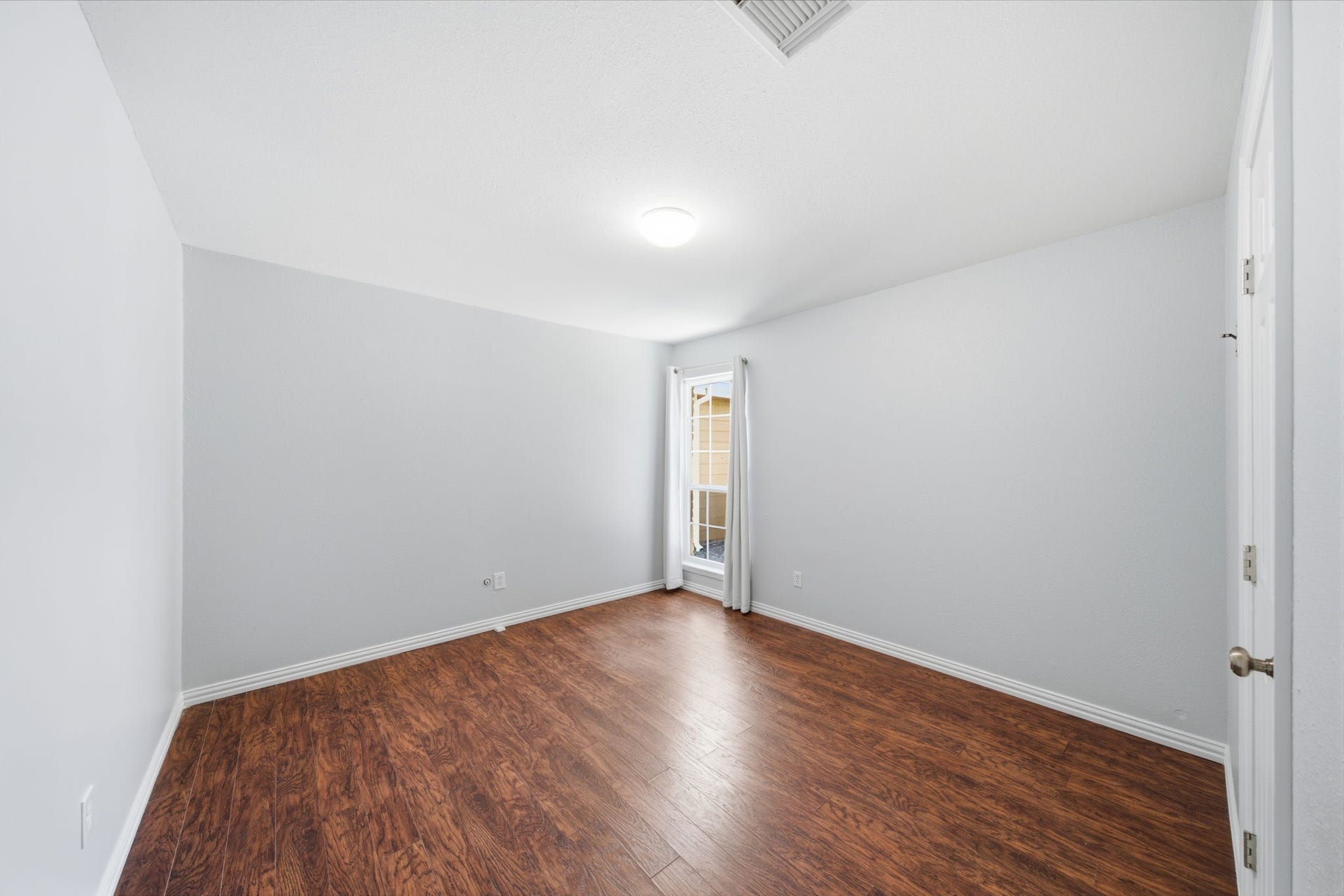 6030 Elkwood Forest Drive, Houston, TX 77088