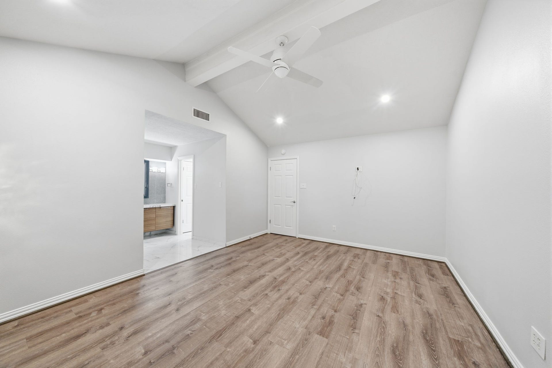 6030 Elkwood Forest Drive, Houston, TX 77088