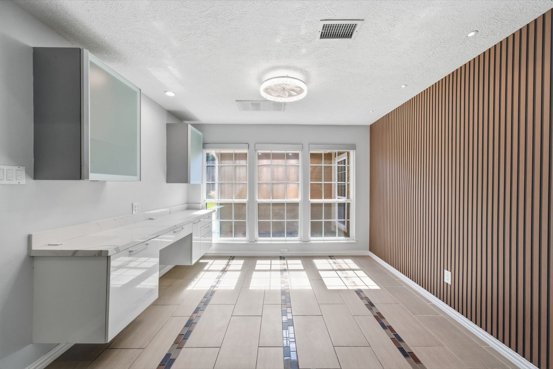 6030 Elkwood Forest Drive, Houston, TX 77088