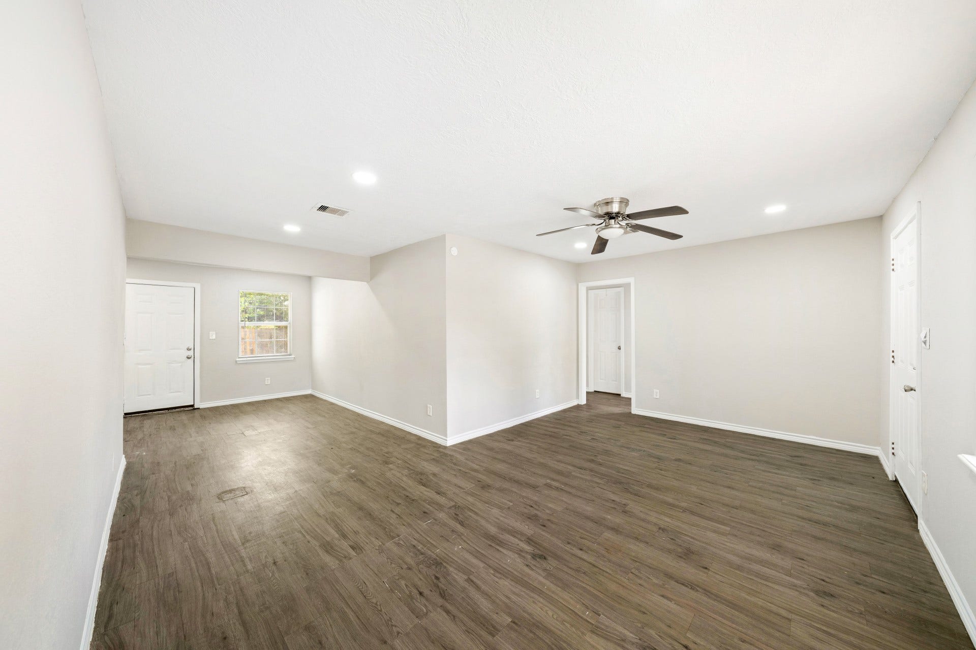 3561 Nathaniel Brown Street, Houston, TX 77021 3561 Nathaniel Brown Street, Houston, TX 77021