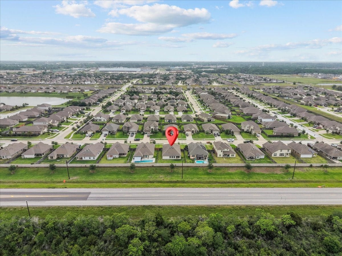 630 Harbor Colony Lane, La Marque, TX 77568 630 Harbor Colony Lane, La Marque, TX 77568
