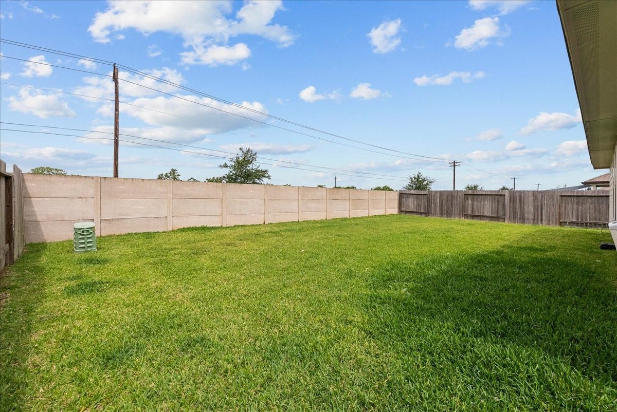 630 Harbor Colony Lane, La Marque, TX 77568 630 Harbor Colony Lane, La Marque, TX 77568