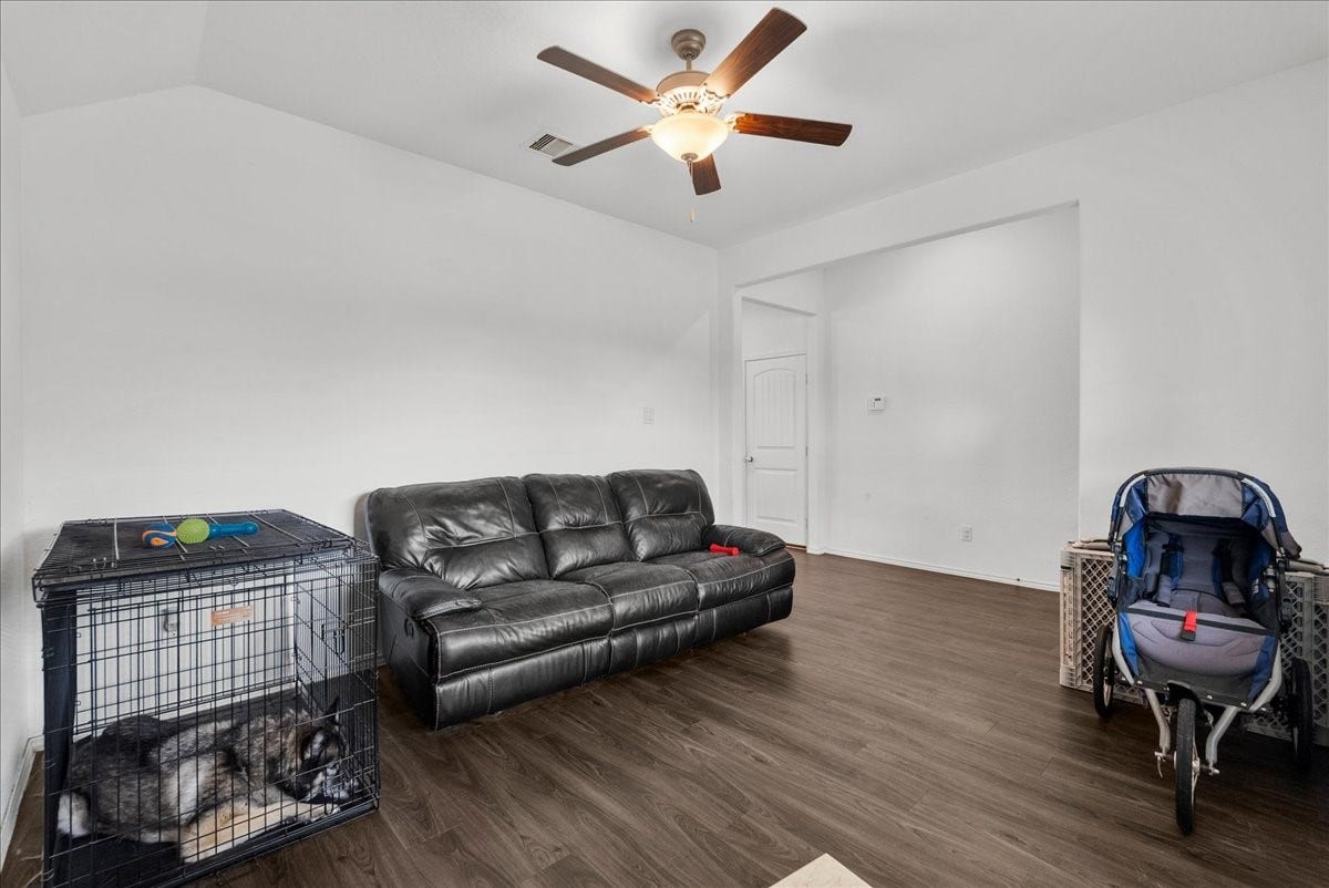 630 Harbor Colony Lane, La Marque, TX 77568 630 Harbor Colony Lane, La Marque, TX 77568