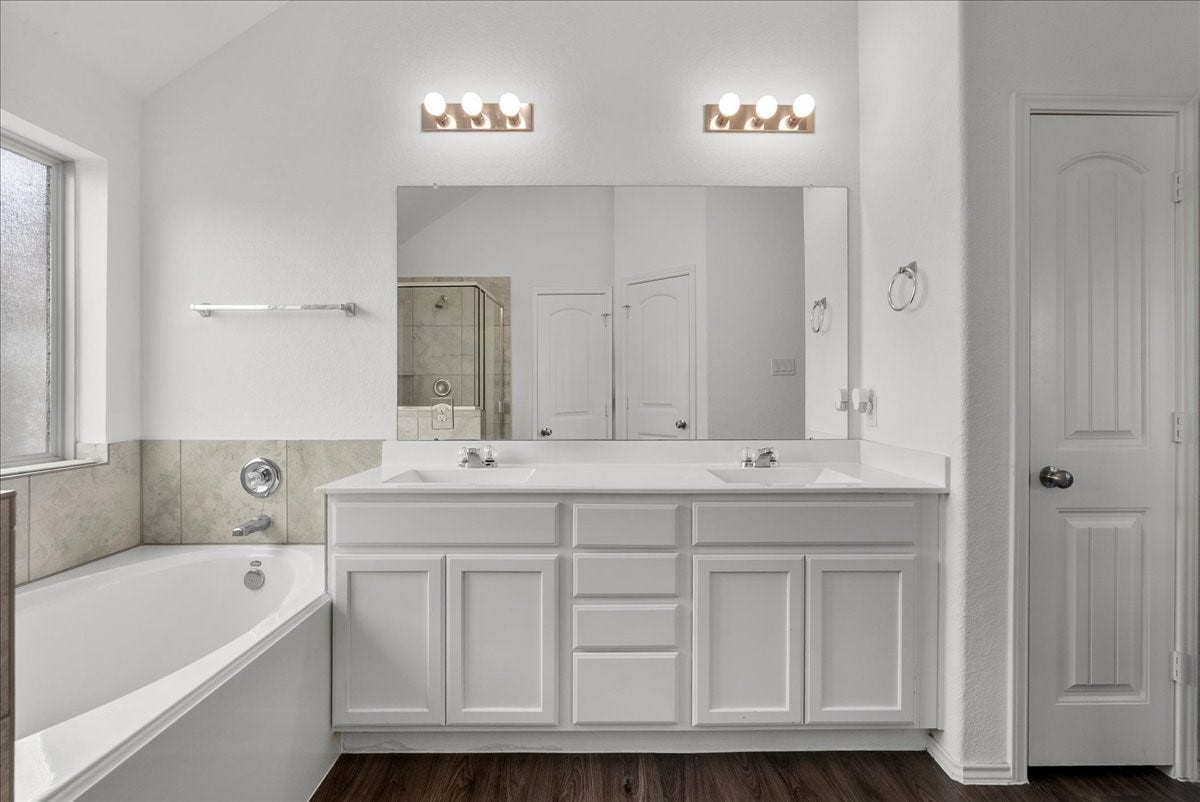 630 Harbor Colony Lane, La Marque, TX 77568 630 Harbor Colony Lane, La Marque, TX 77568