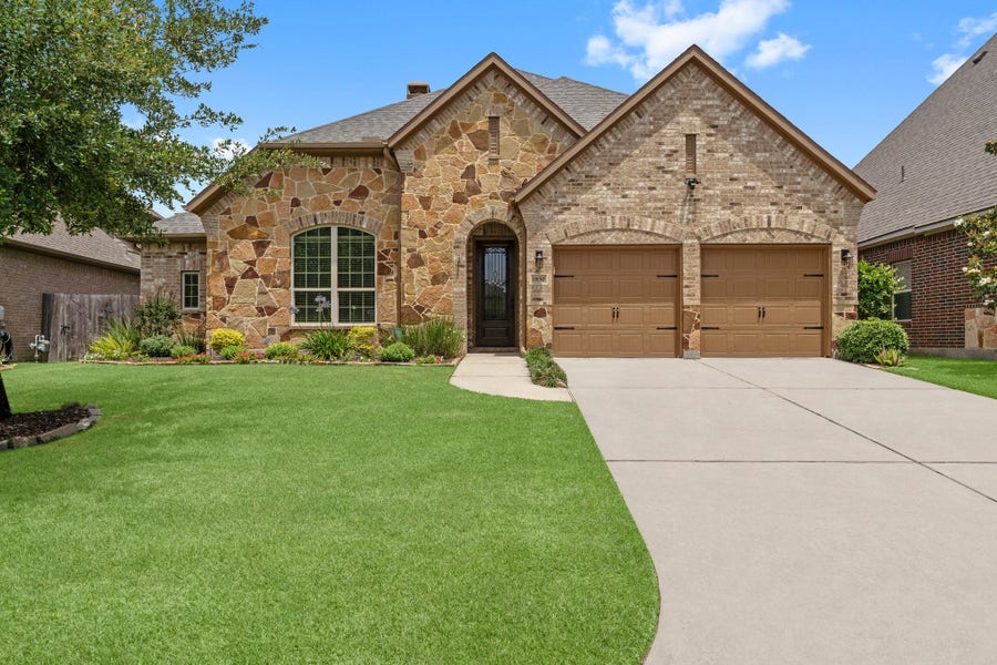 Property photo for 1830 Britton Key Lane, Spring, TX