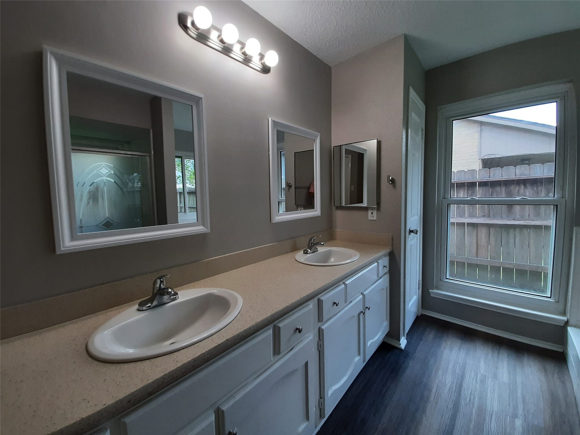 8406 Woodland Willows Drive, Houston, TX 77083 8406 Woodland Willows Drive, Houston, TX 77083