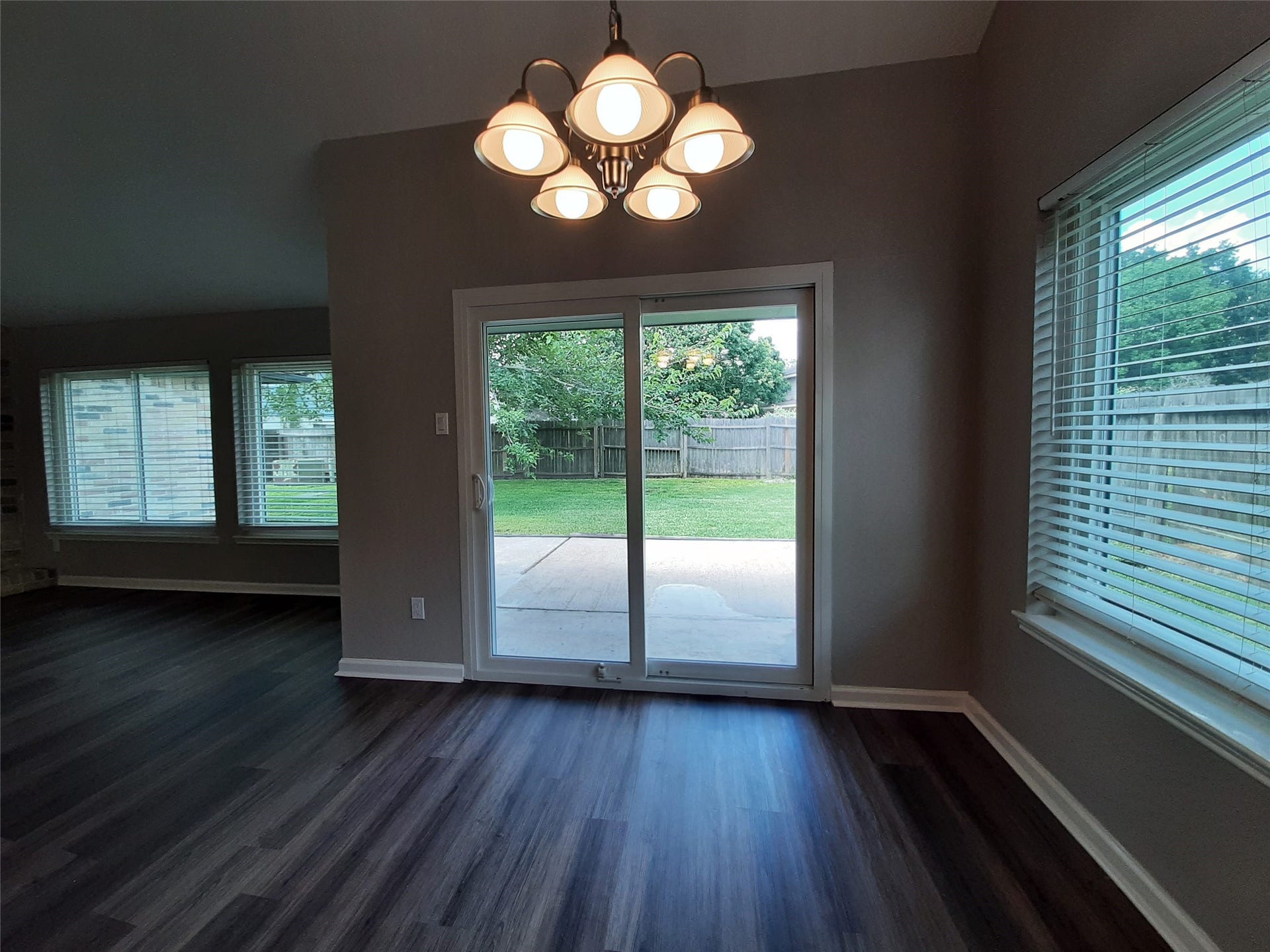 8406 Woodland Willows Drive, Houston, TX 77083 8406 Woodland Willows Drive, Houston, TX 77083