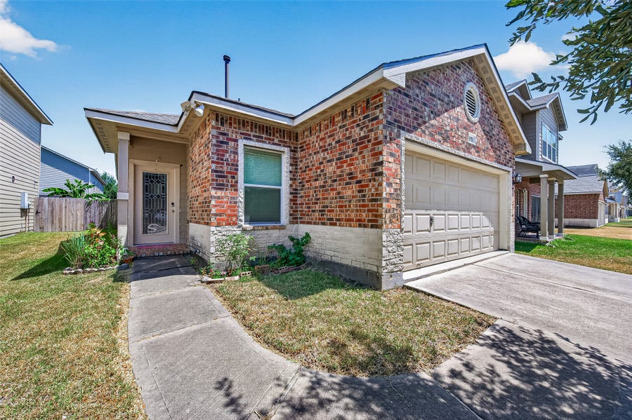Property photo for 7870 Maverick Trace Lane, Cypress, TX