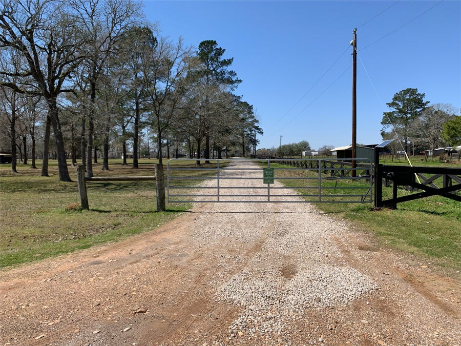 Property photo for 29229 Sheffield Road, Hockley, TX