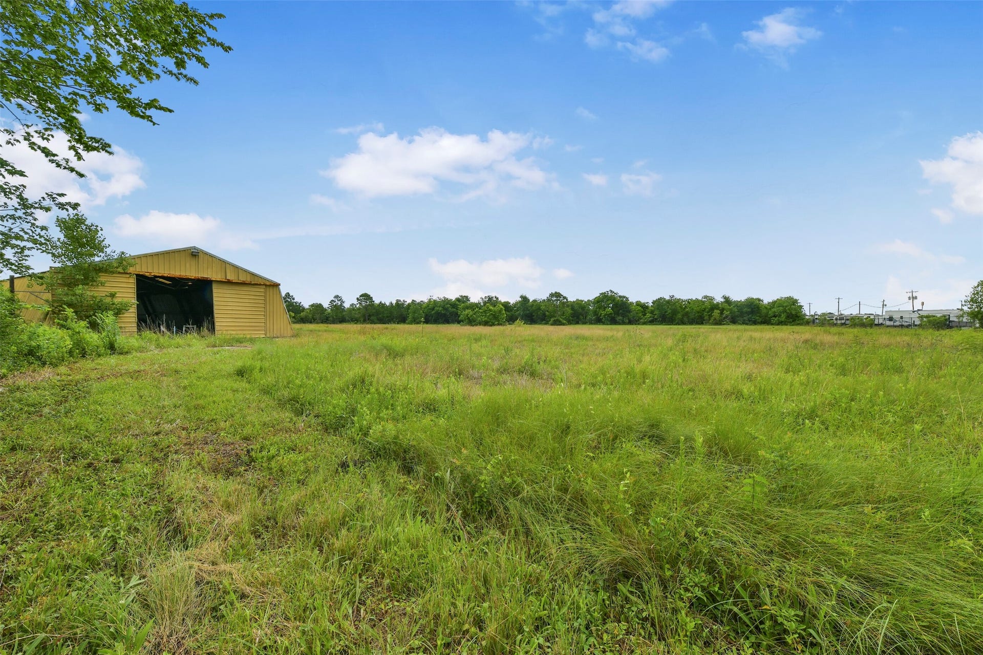 4011 Fm 2004 Road, La Marque, TX 77568 4011 Fm 2004 Road, La Marque, TX 77568