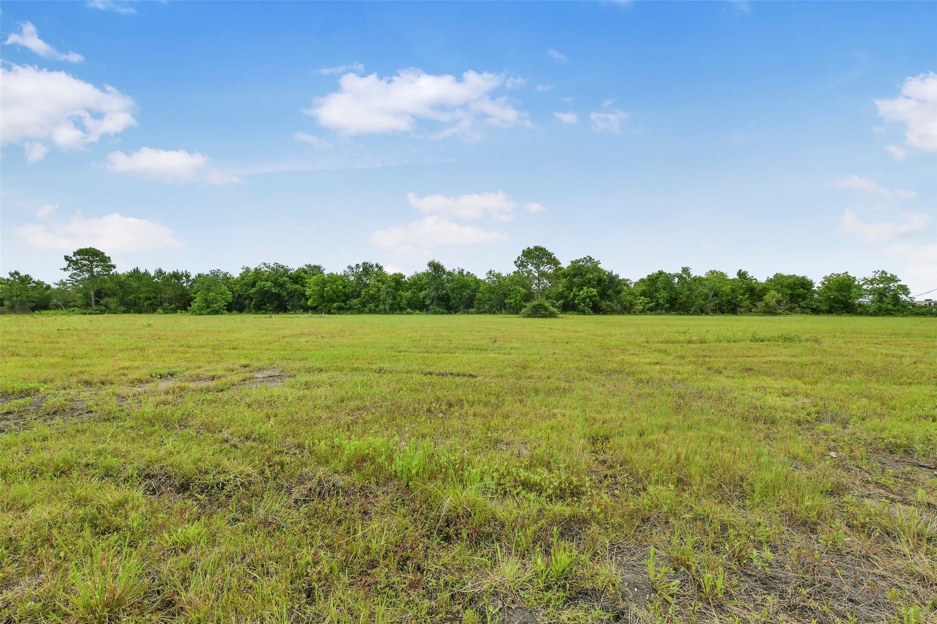 4011 Fm 2004 Road, La Marque, TX 77568 4011 Fm 2004 Road, La Marque, TX 77568