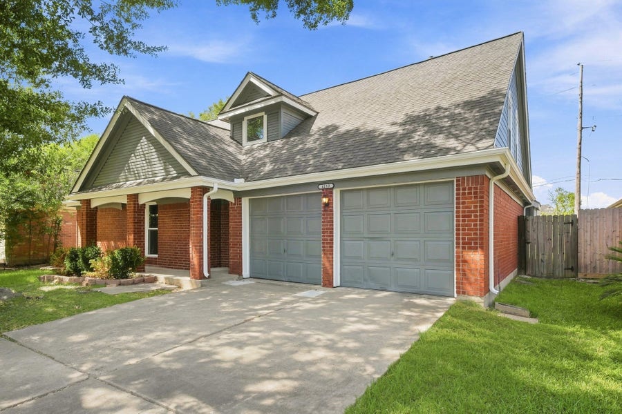 Property photo for 4119 Bentley Drive, Pearland, TX