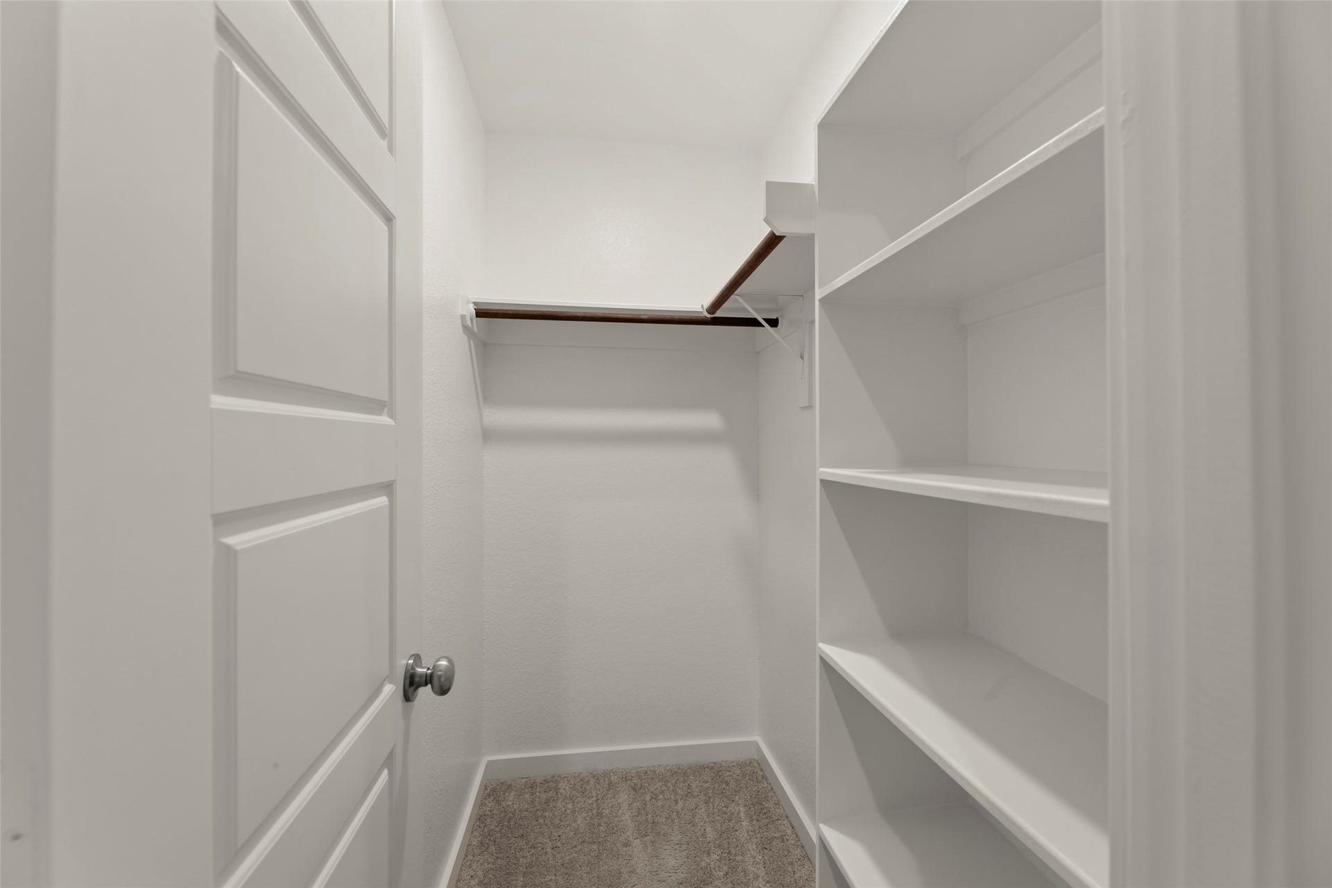 2610 Blue Abbot Drive, Fresno, TX 77545 Perfect for organized storage.