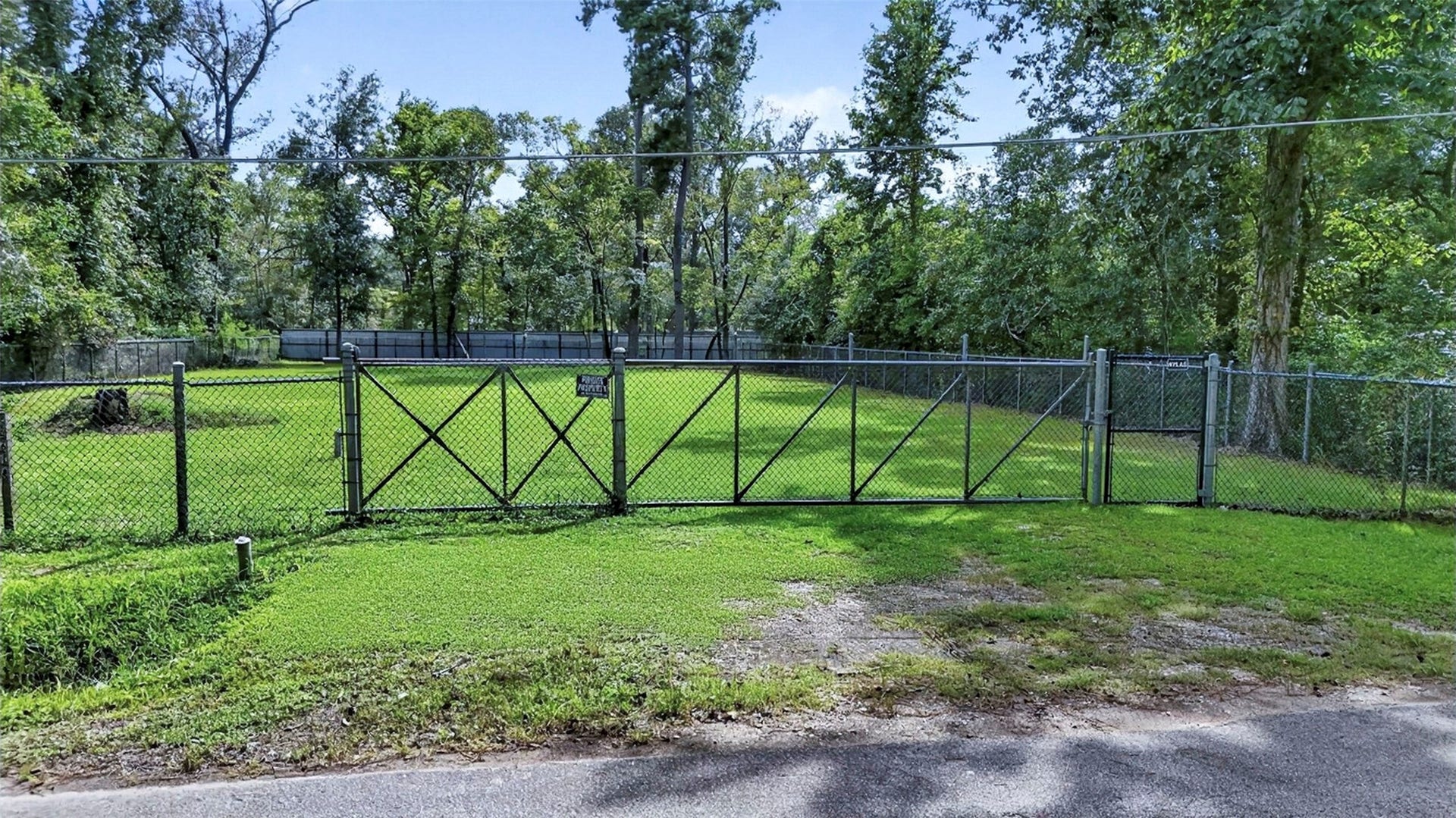 26616 Center Street, Splendora, TX 77372