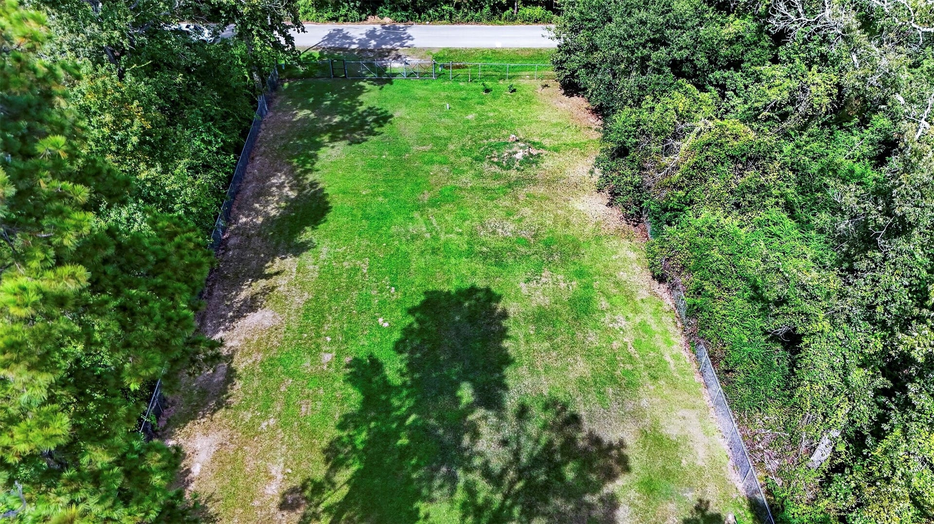 26616 Center Street, Splendora, TX 77372