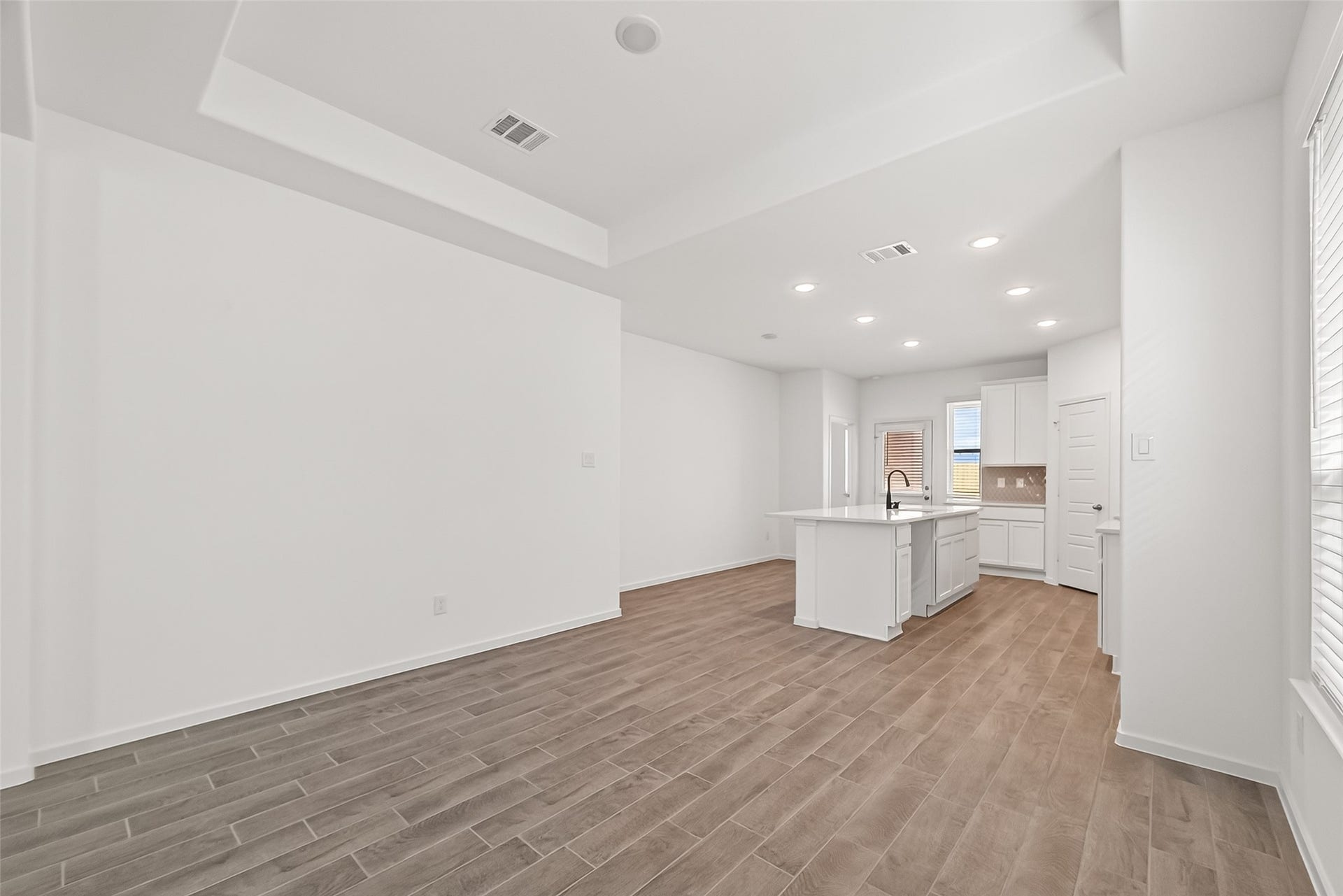 2902 Wind Cave Lane, Iowa Colony, TX 77583 2902 Wind Cave Lane, Iowa Colony, TX 77583