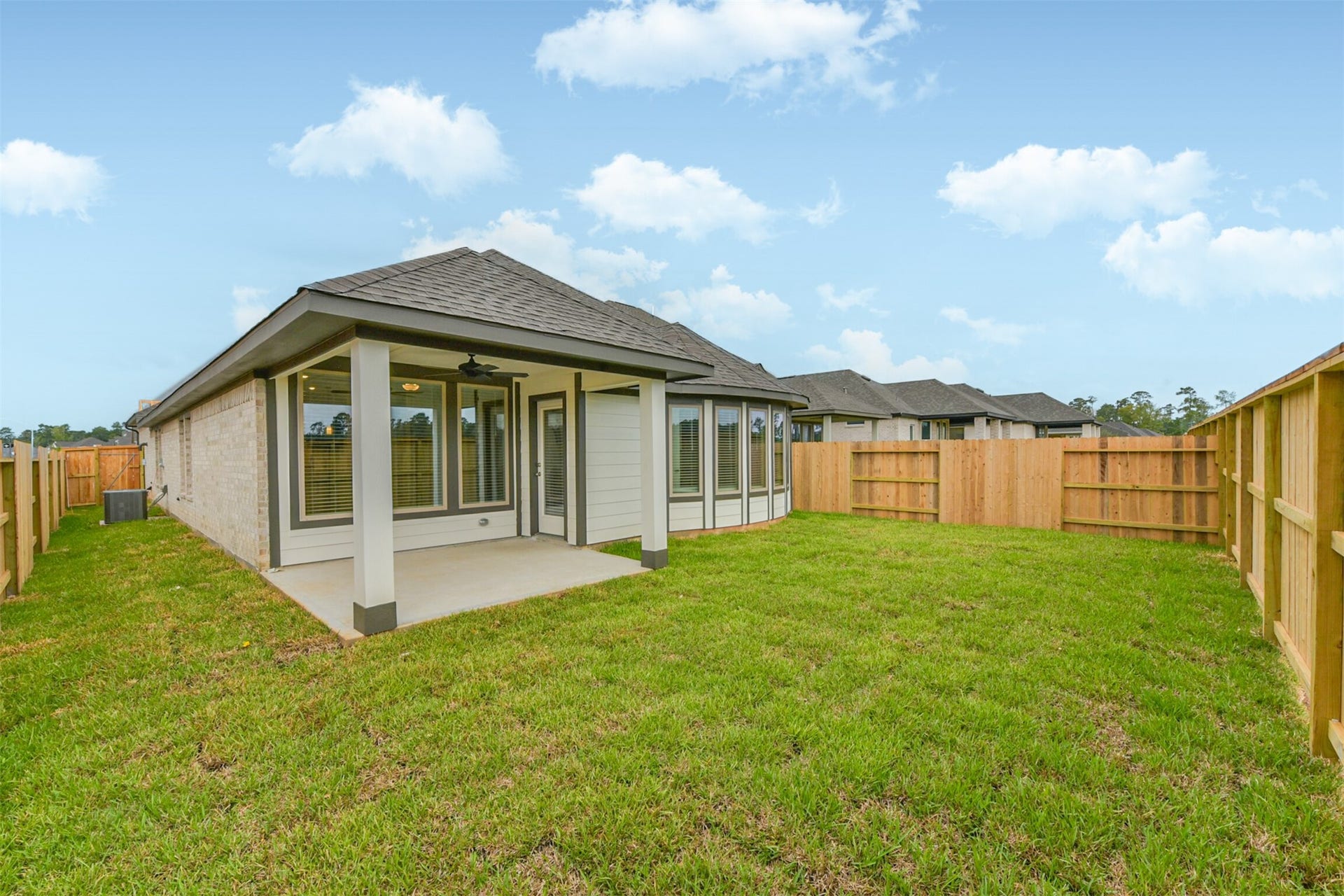 455 Mathis Lake, Conroe, TX 77304 455 Mathis Lake, Conroe, TX 77304