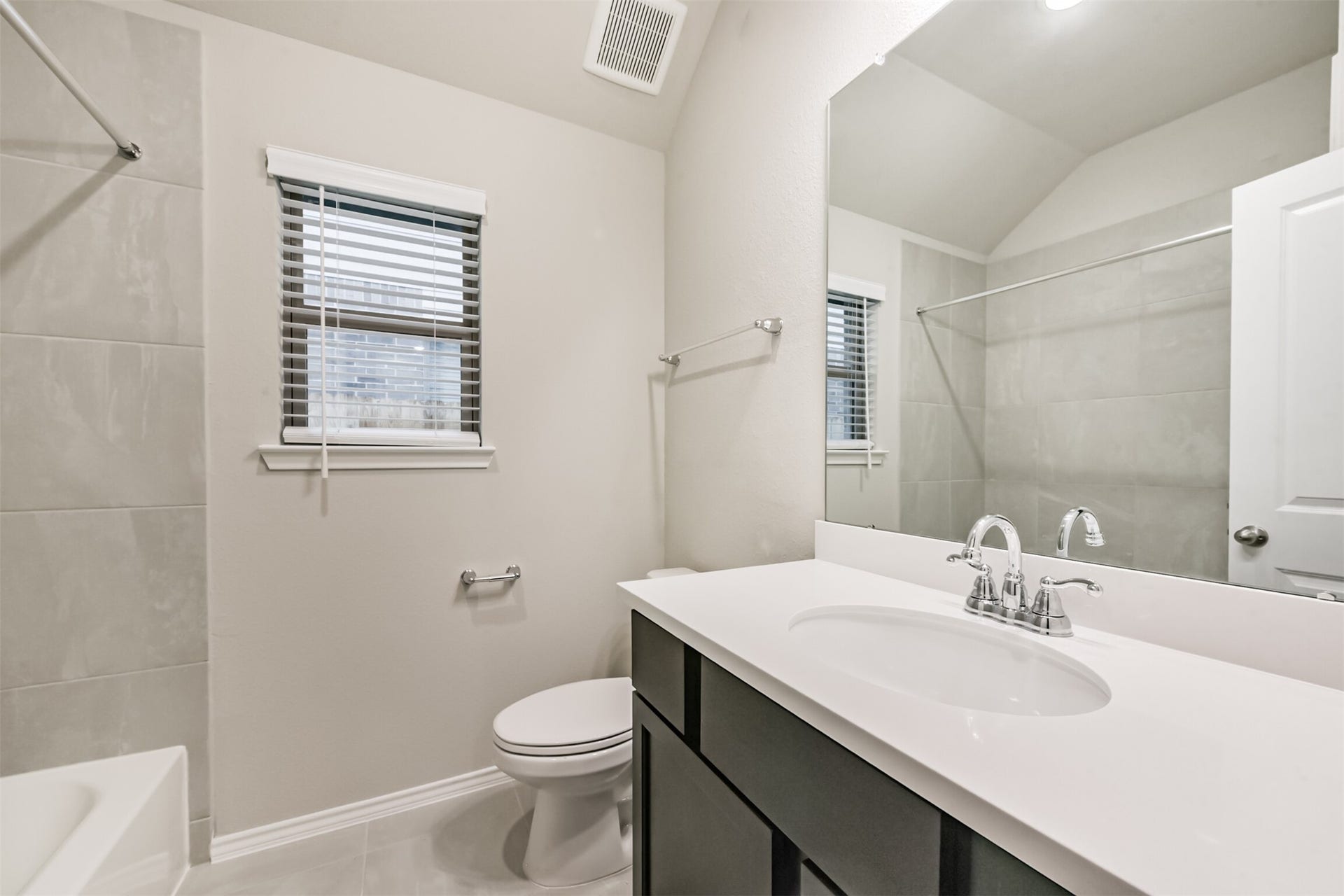 455 Mathis Lake, Conroe, TX 77304 455 Mathis Lake, Conroe, TX 77304