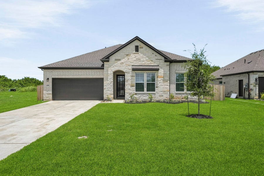 Property photo for 1568 Elm Court, Angleton, TX