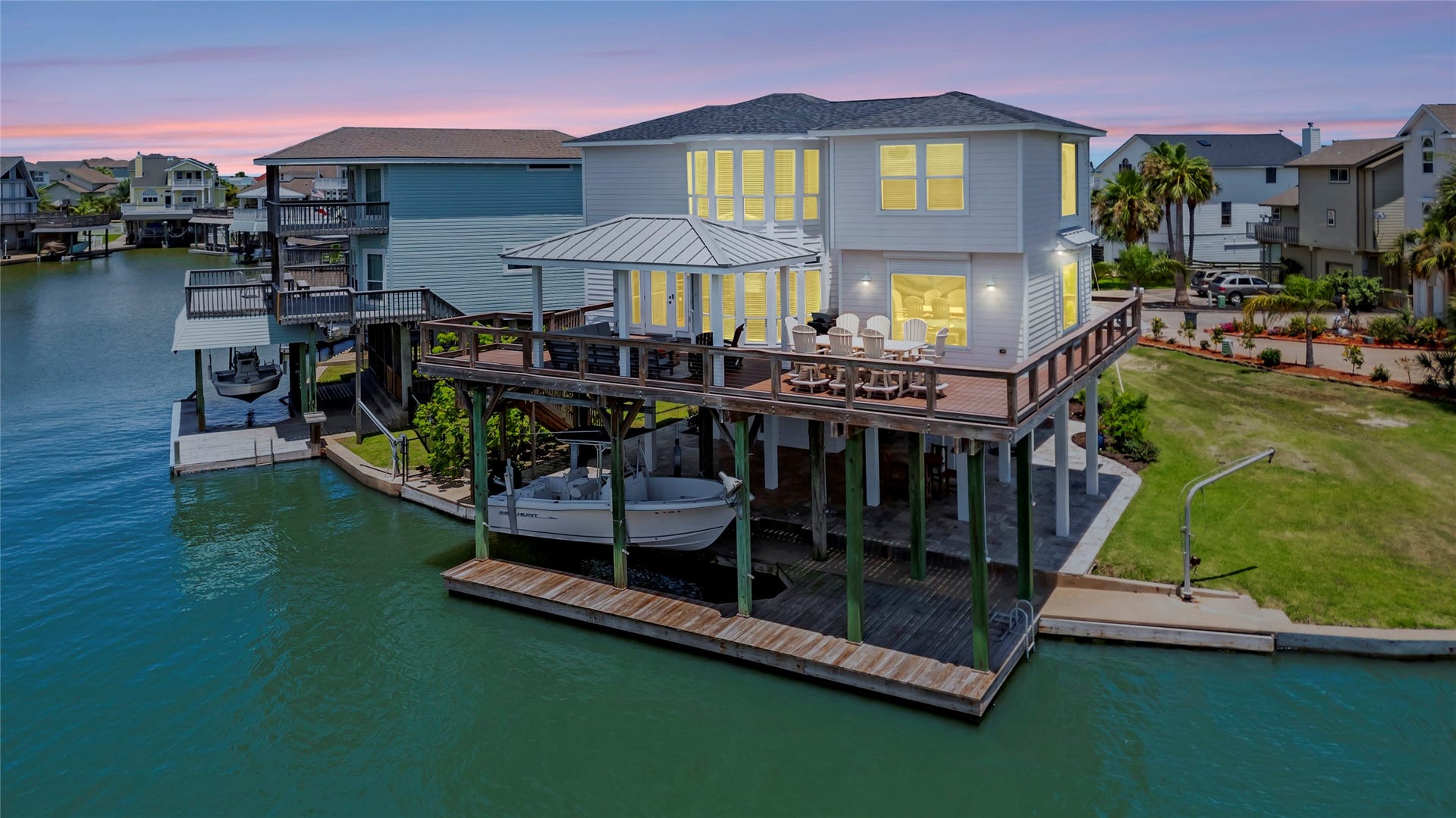 1303 Outrigger, Tiki Island, TX 77554 1303 Outrigger, Tiki Island, TX 77554
