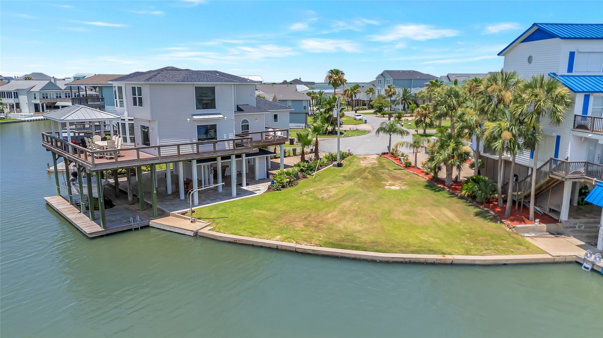 1303 Outrigger, Tiki Island, TX 77554 1303 Outrigger, Tiki Island, TX 77554