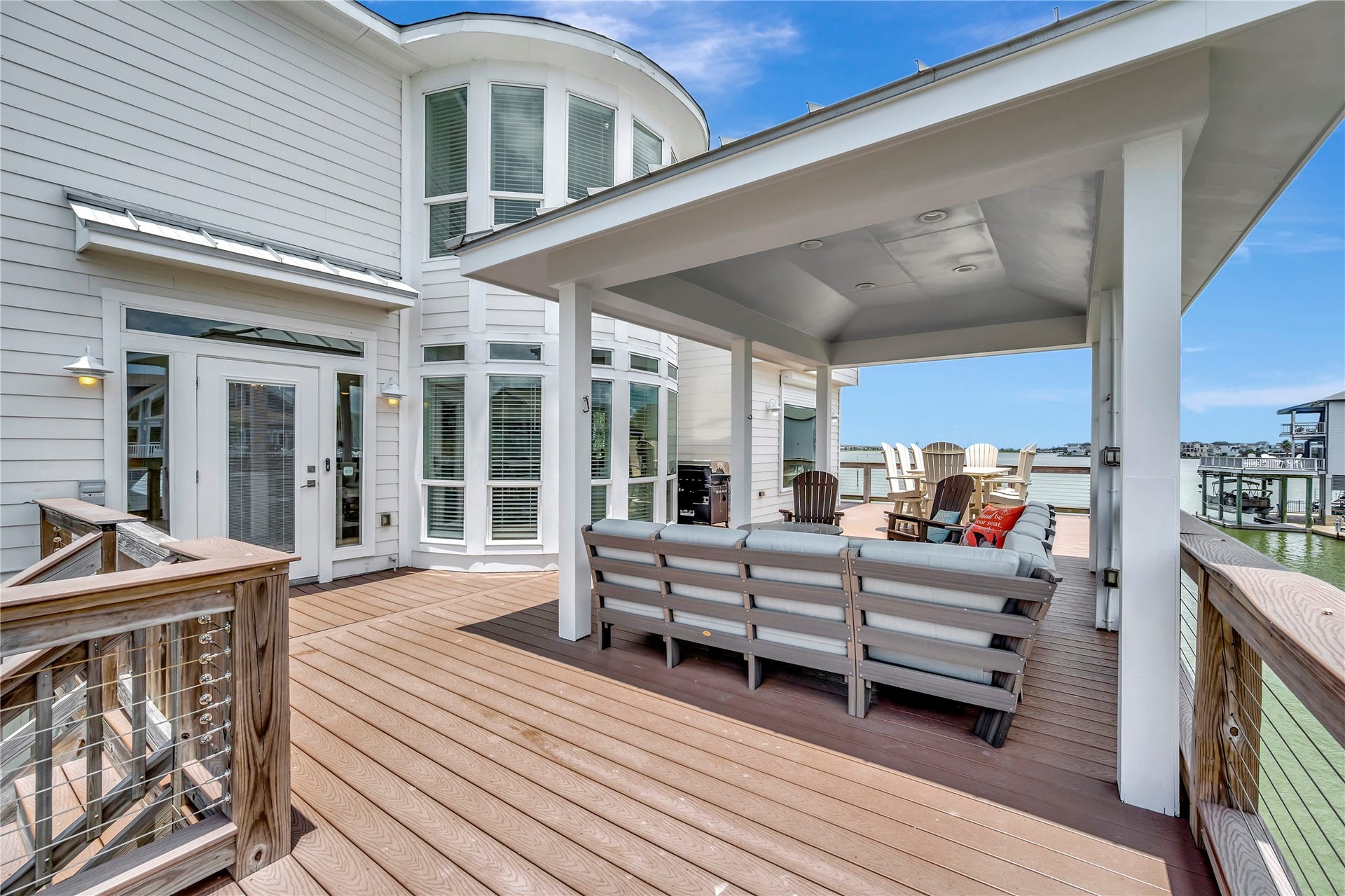 1303 Outrigger, Tiki Island, TX 77554 1303 Outrigger, Tiki Island, TX 77554