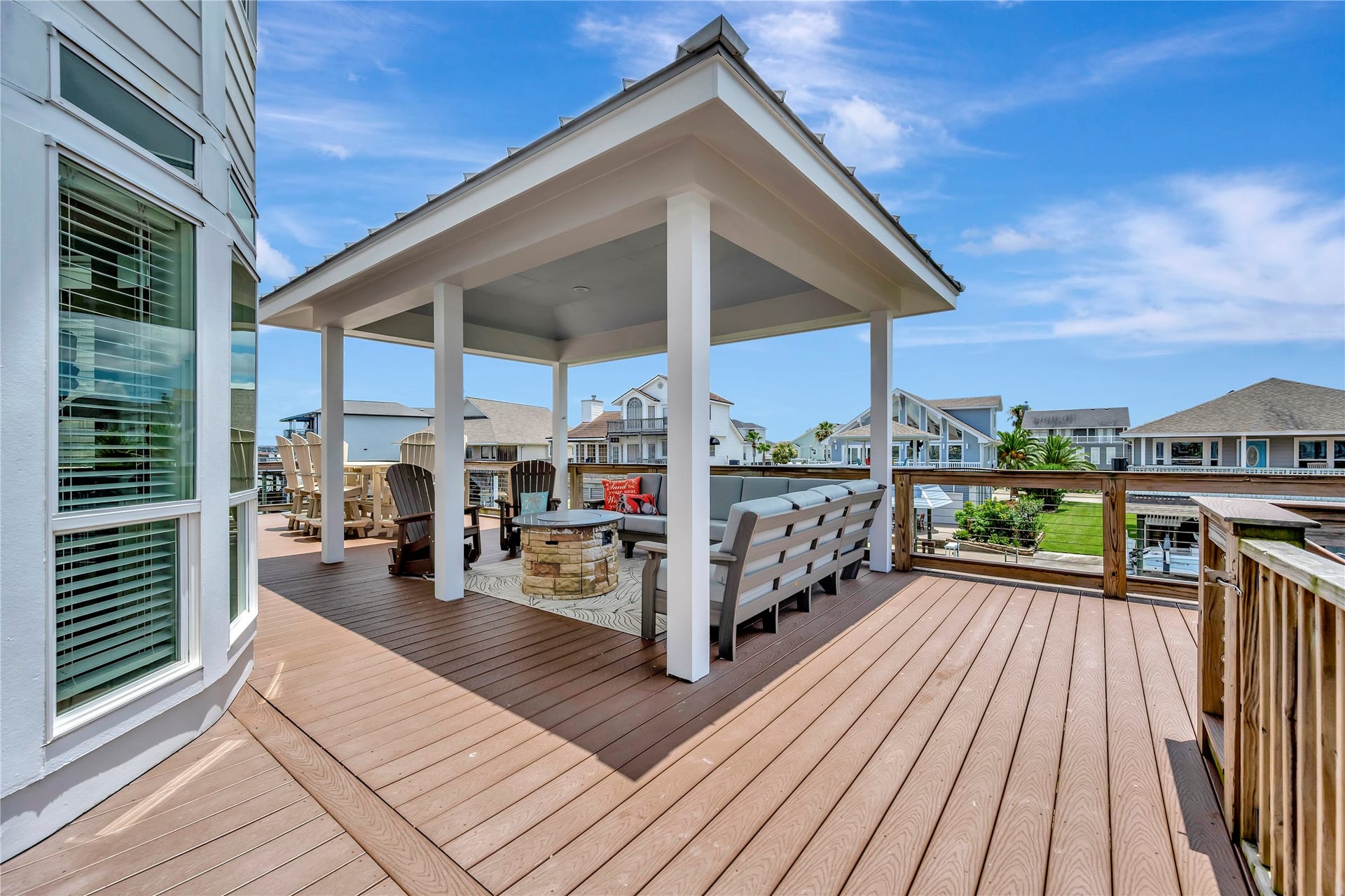 1303 Outrigger, Tiki Island, TX 77554 1303 Outrigger, Tiki Island, TX 77554