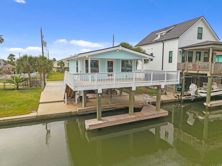 Property photo for 16708 Cabeza De Vaca, Jamaica Beach, TX