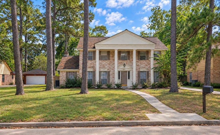 Property photo for 4815 Fountainhead Drive, Houston, TX