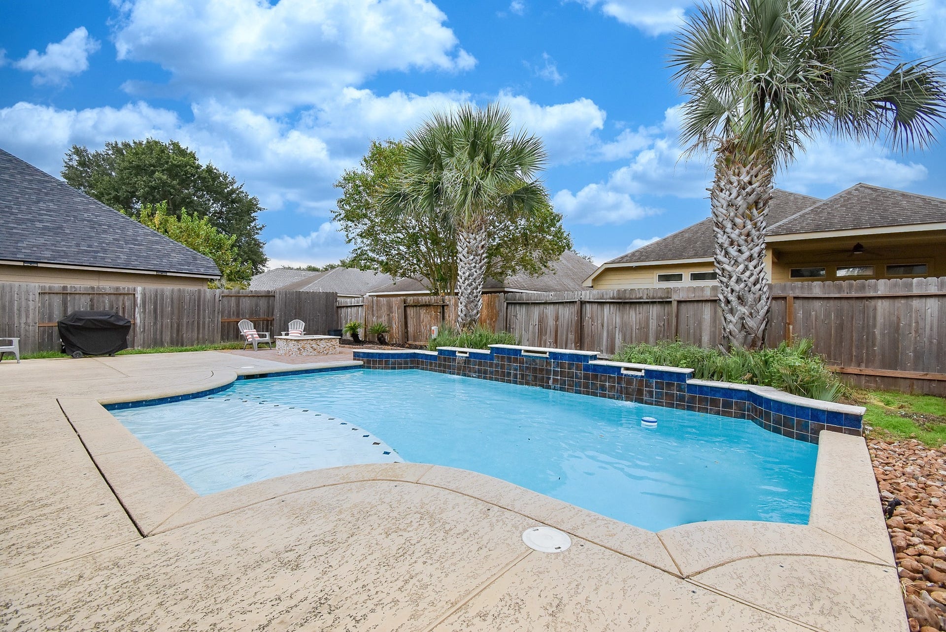 1334 Laura Hills Lane, Spring, TX 77386 The tanning ledge is a comfortable place to get your feet wet! The Polaris booster pump was recently replaced!