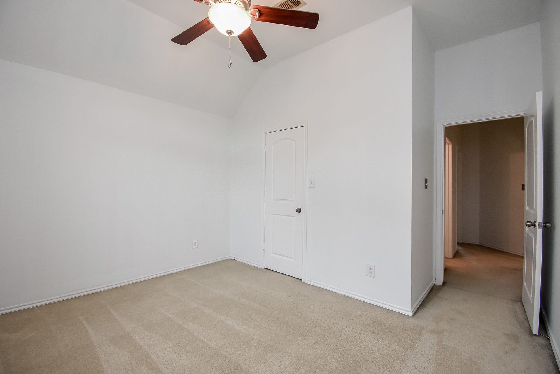 1334 Laura Hills Lane, Spring, TX 77386 This bedroom also has a large walk-in closet and a ceilign fan!