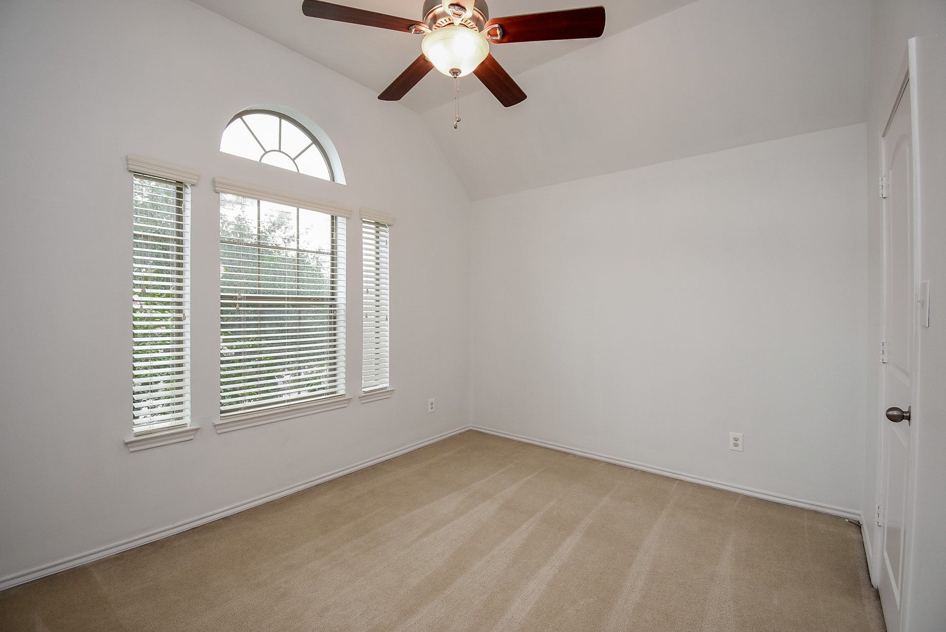 1334 Laura Hills Lane, Spring, TX 77386 Bedroom four has great views of the mature shade tree in the front yard!