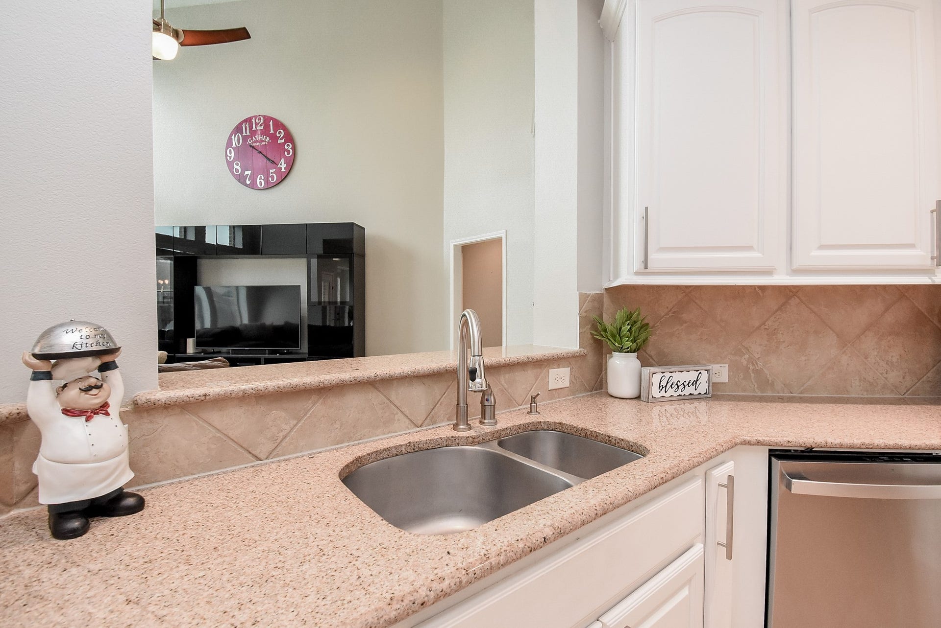 1334 Laura Hills Lane, Spring, TX 77386 Stainless sink with updated garabage disposal